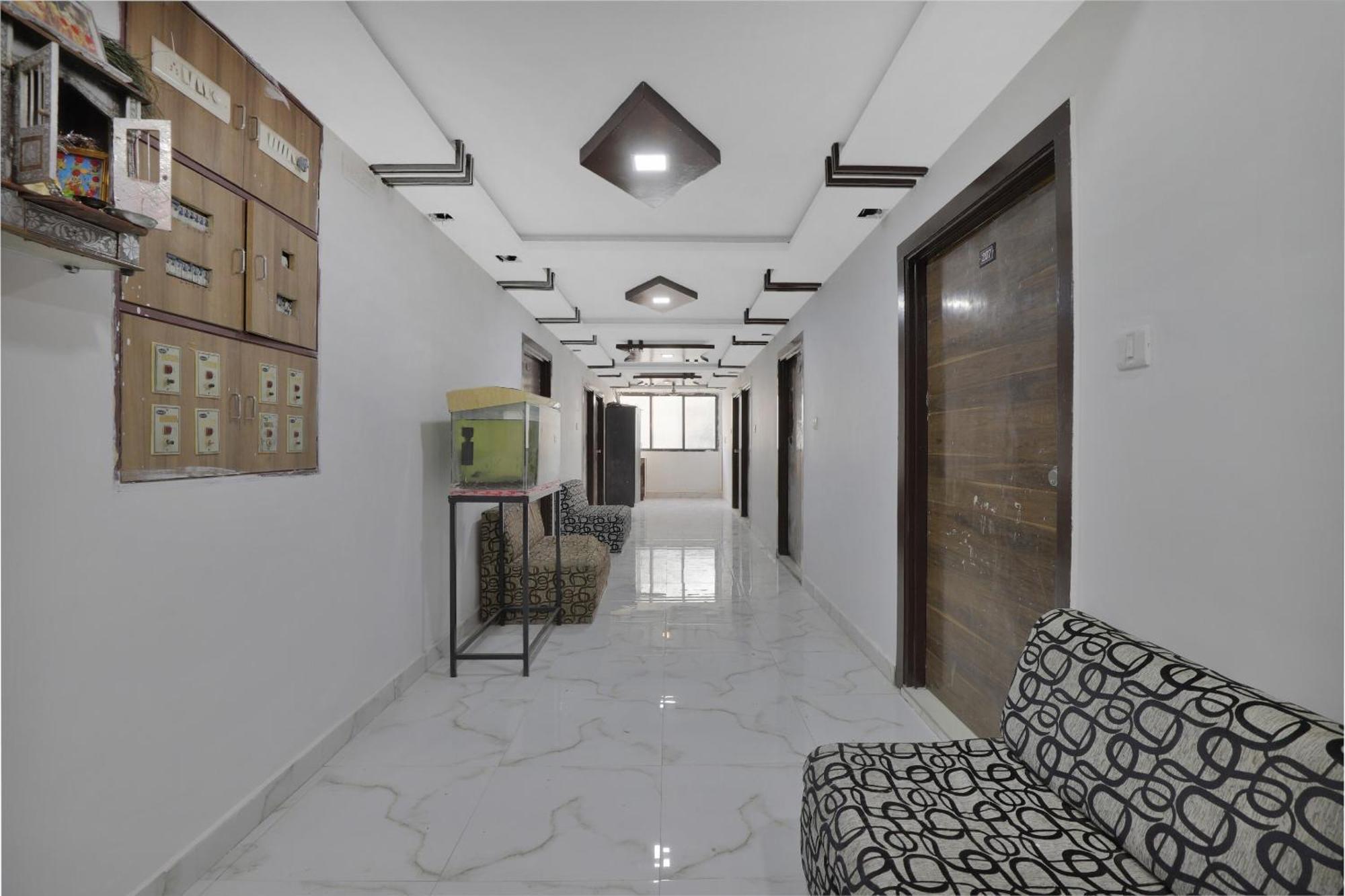 Hotel O Rudra Palace アーメダバード エクステリア 写真